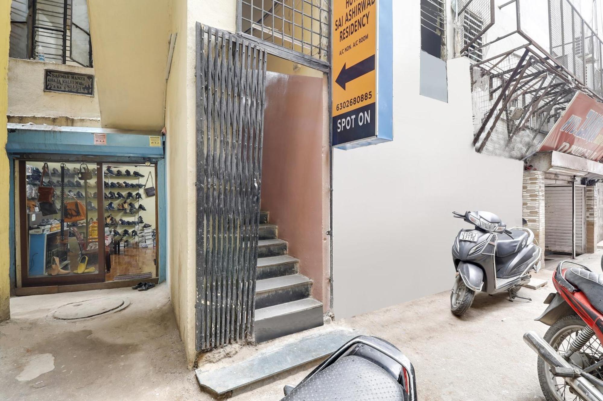 Spot On Hotel Sai Ashirwad Residency Hyderabad Luaran gambar